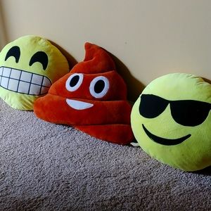 Emoji pillow trio